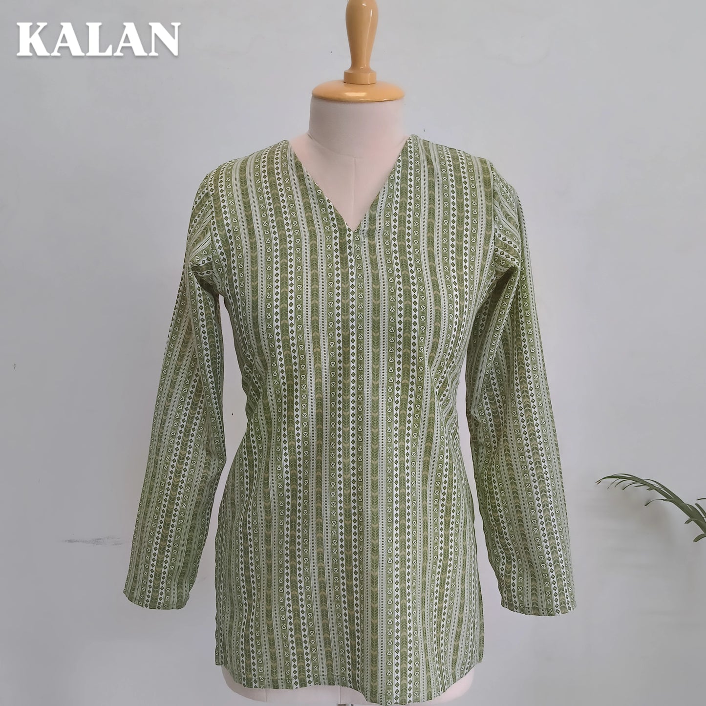 Striped Cotton Short Kurti – Trendy & Versatile