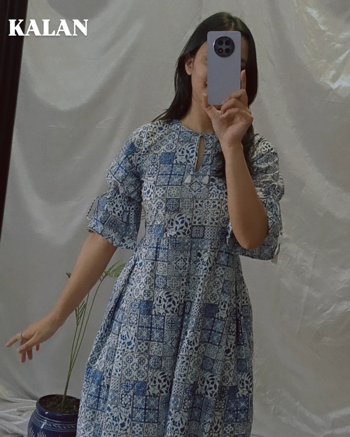 Blue Bloom - Elegance Unfold